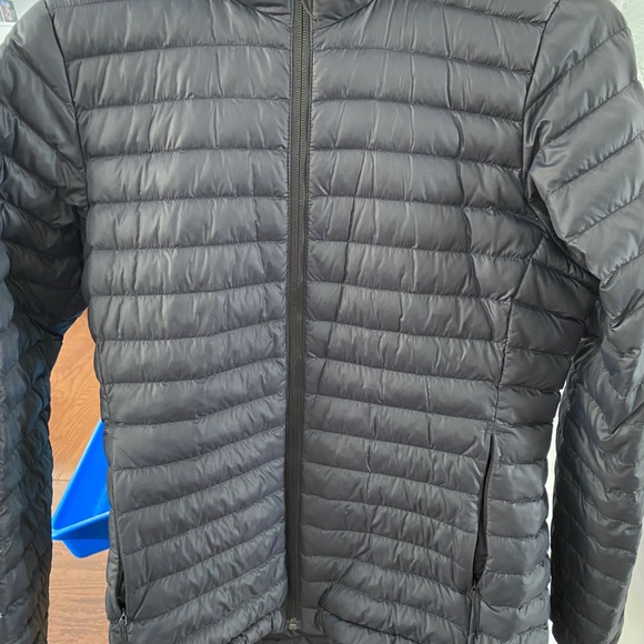Womens Helly Hansen Puffer jacket - Picture 3 of 6
